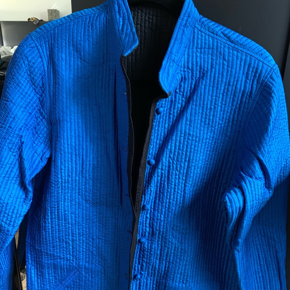 100% Raw Silk Reversible Blue/Black Jacket -New